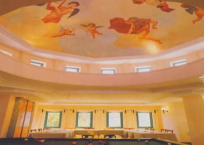 ホテル Grand Levent